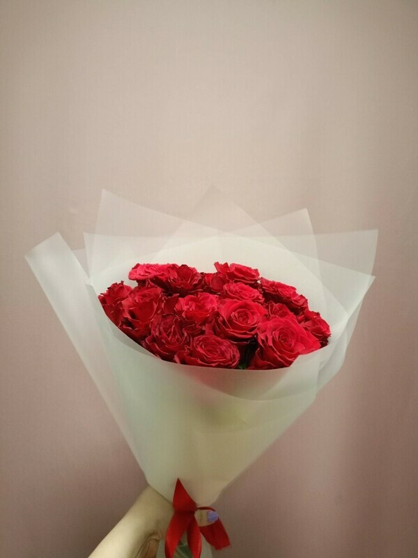 15 роз 40см в упаковке, 15 роз кения