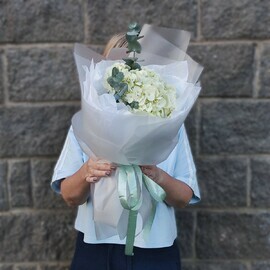 Букет Белая Гортензия с Эвкалиптом 