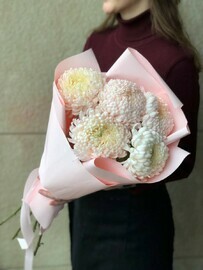 моно букет хризантемы