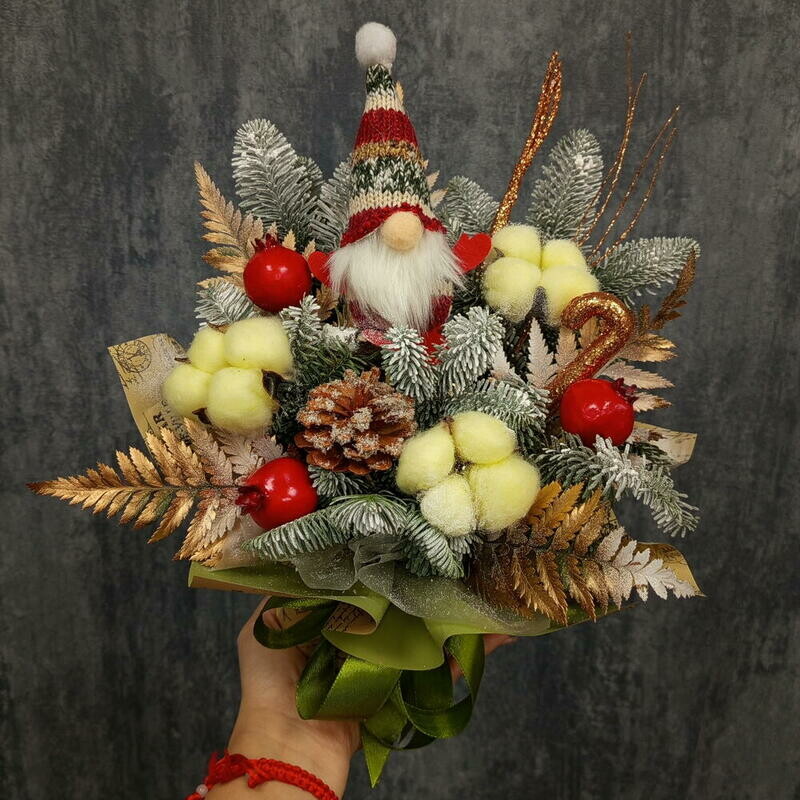 Novogodnyaya kompozitciya Zimnyaya skazka, standart