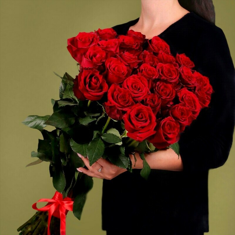 Букет 25 красных роз Эквадор, букет 25 красных роз эквадор