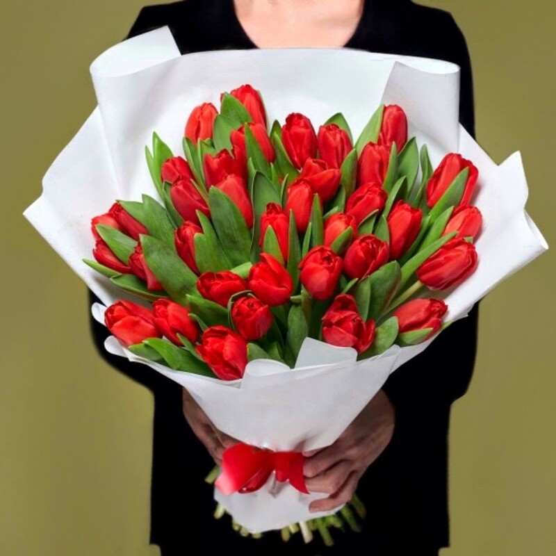 ПРЕДЗАКАЗ НА 8 МАРТА Букет 35 тюльпанов в упаковке, предзаказ на 8 марта букет 35 тюльпанов в упаковке
