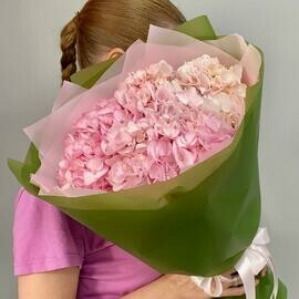 Rozovaya gortenziya - mono buket