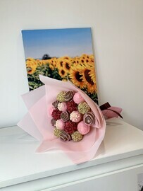 Buket iz klubniki v shokolade 19sht