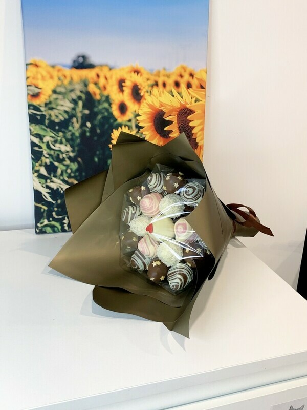 Buket iz klubniki v shokolade, 19 klubnik