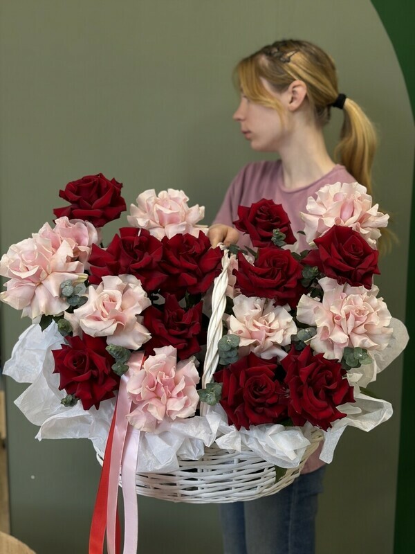 Basket of 19 French roses with eucalyptus , premium