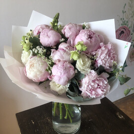 Buket 9 rozovih pionov