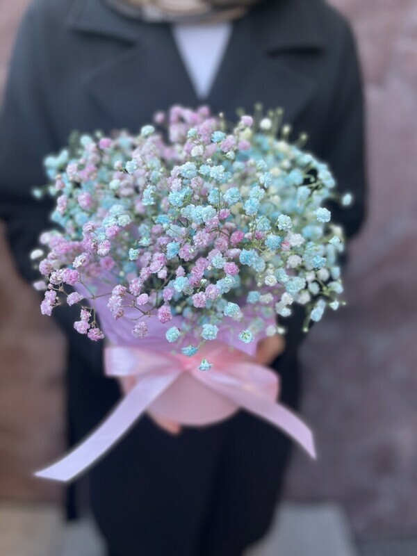 Композиция с радужной гипсофилой, композиция с радужной гипсофилой