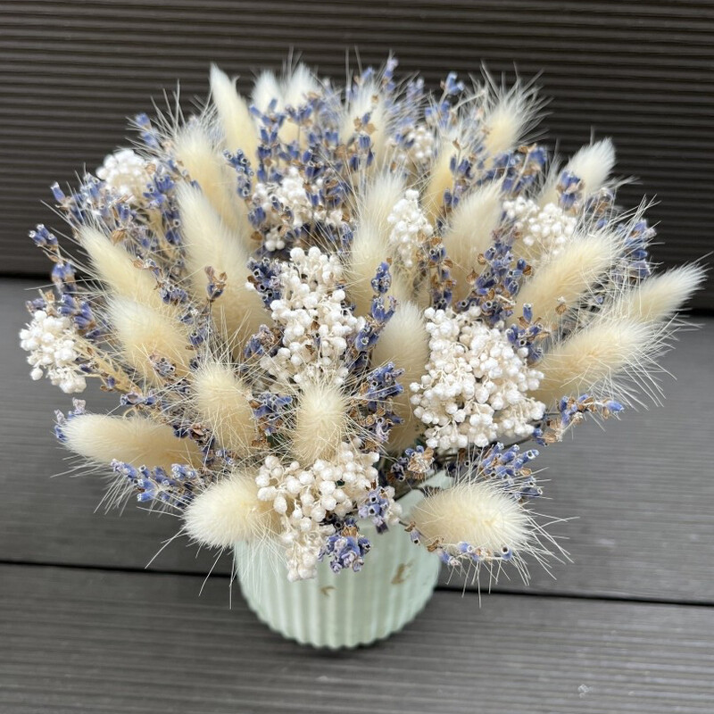 Композиция с лагурусом и лавандой, уменьшенный