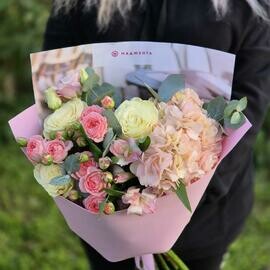 Нежный букет для нежной девушки