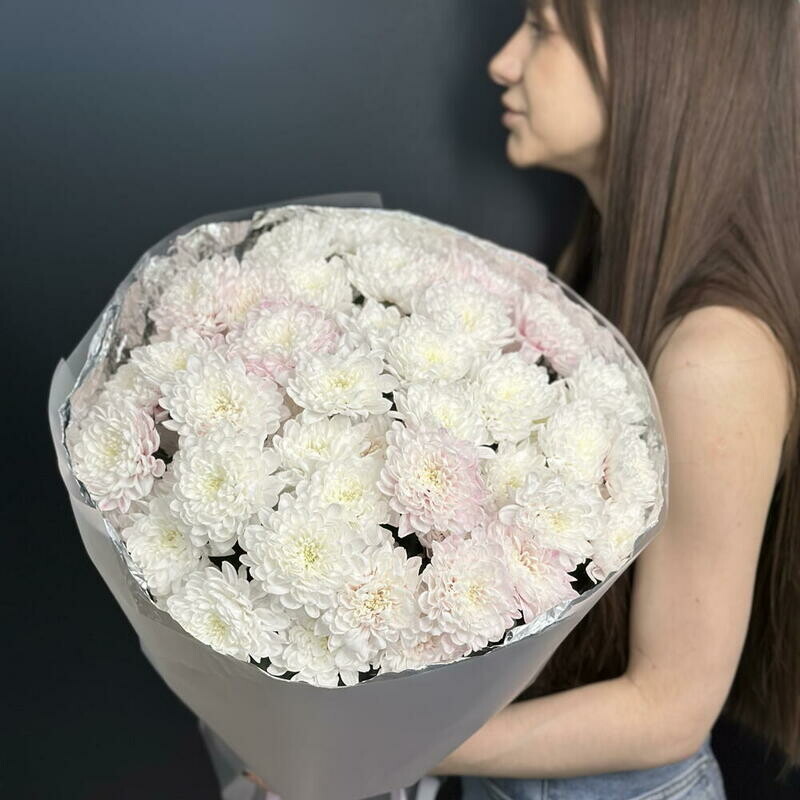 Vozdushnij mono buket s hrizantemoj, standart