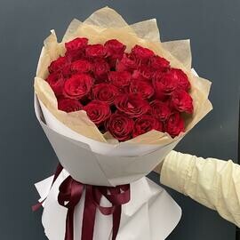 Монобукет из красных роз 25