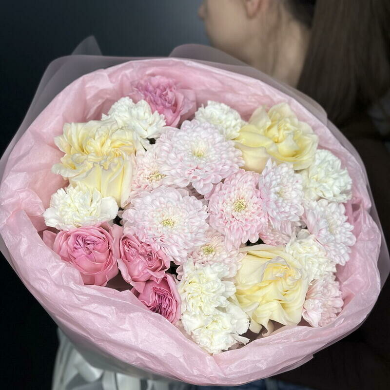 Воздушный авторский букет , стандартный