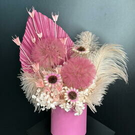 Kompozitciya iz suhotcvetov