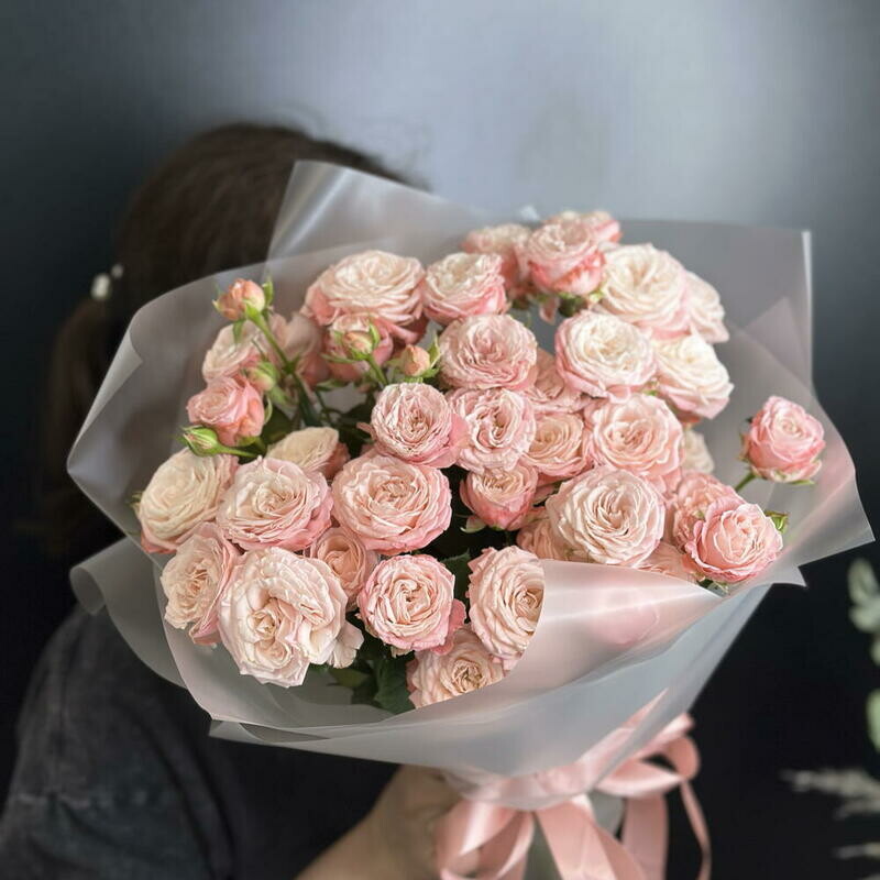 Зефирный букет из кустовых роз , стандартный