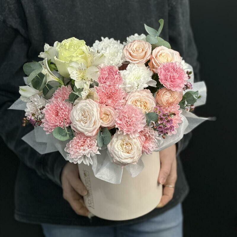 Персиково-розовая композиция в коробке, стандартный