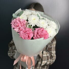 Сборный букет с французскими розами