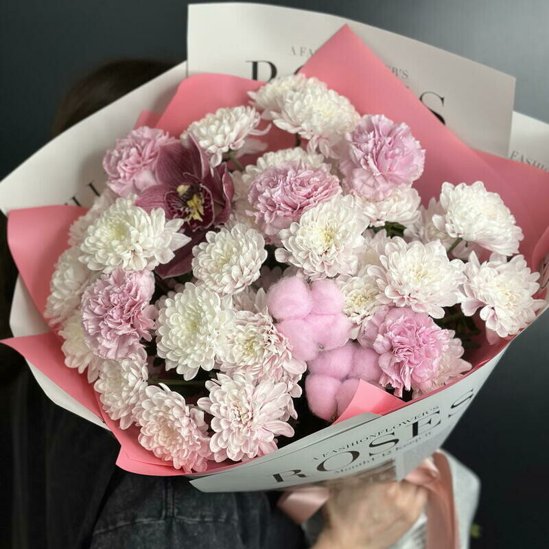 Sbornij buket v nezhno-rozovih ottenkah, standart