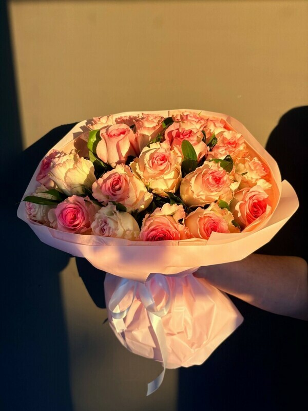 Букет из розовой розы , букет из 25 розовых роз 