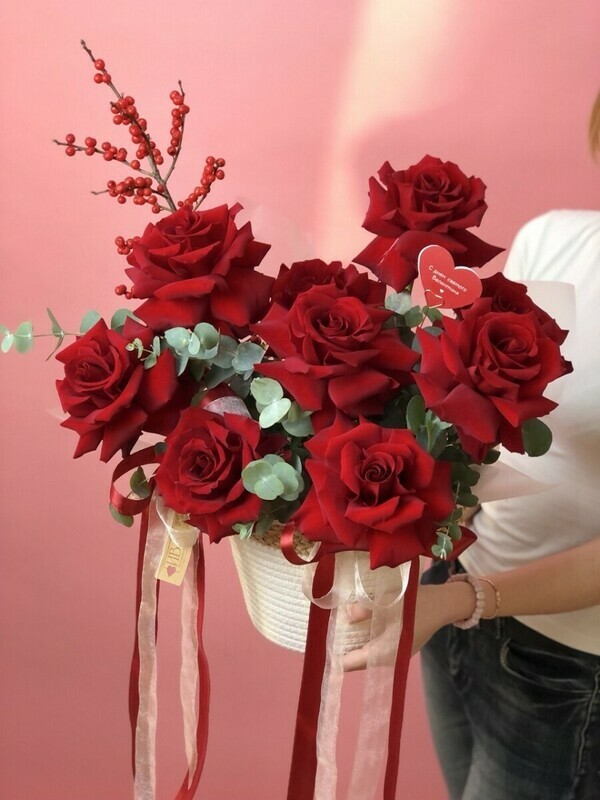 Цветочная корзина "С Днем Святого Валентина!", стандартный