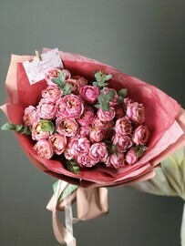 Buket kustovih pionovidnih roz JULIET