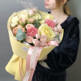 Букет с розой Кэндилайт "Розово-Лимонный"