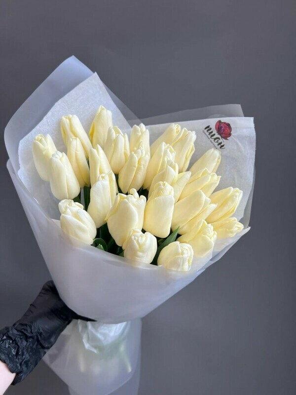 Букет из 25 белых тюльпанов, стандартный