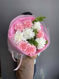 Ideal_nij buket dlya devushki . stil_nij, stojkij, aromatnij. aktciya i ne dorogoj