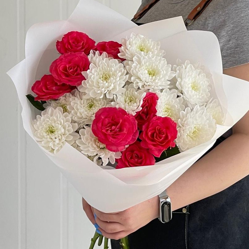 Дуобукет из кустовой розы и хризантемы, стандартный