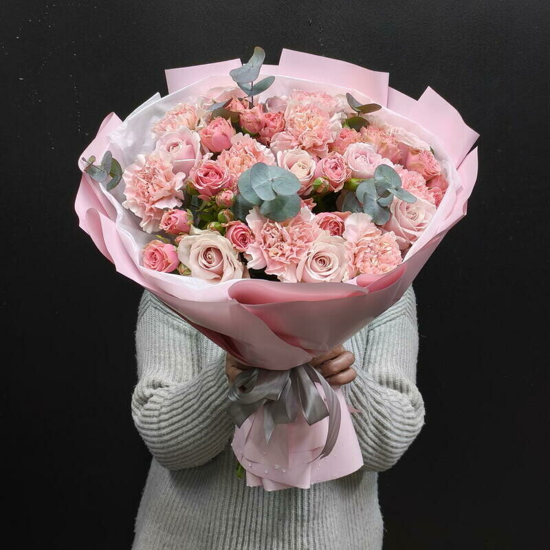 Букет из диантусов и роз, стандартный