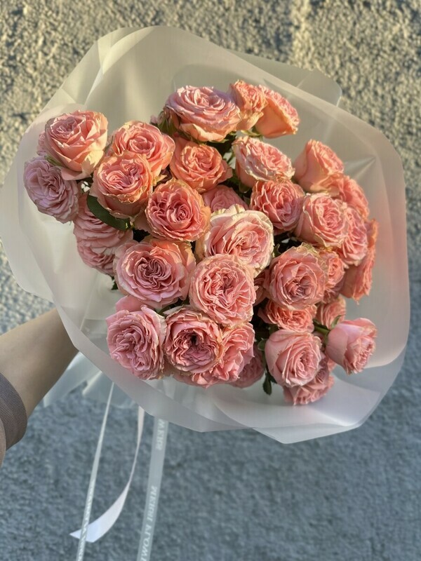 Розовое облако, 7 кустовых роз