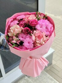 Авторский букет «Рубиновый соблазн»