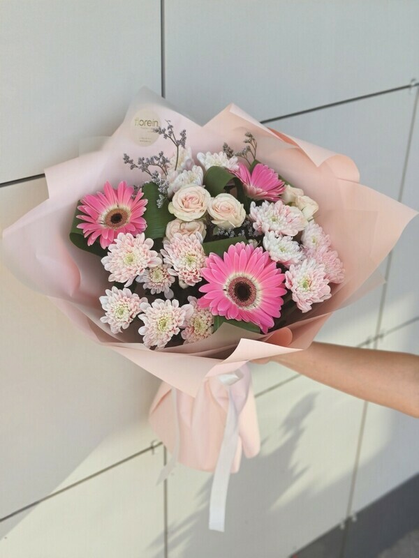 Авторский букет «Нежность розового», стандартный