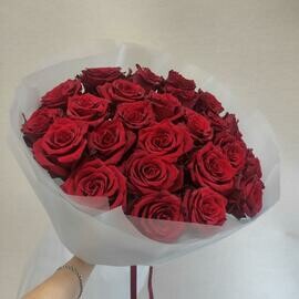 Букет стойких эквадорских роз