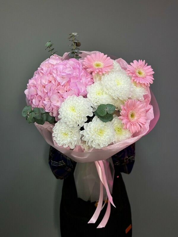 Nezhnij buket s gerberami, standart