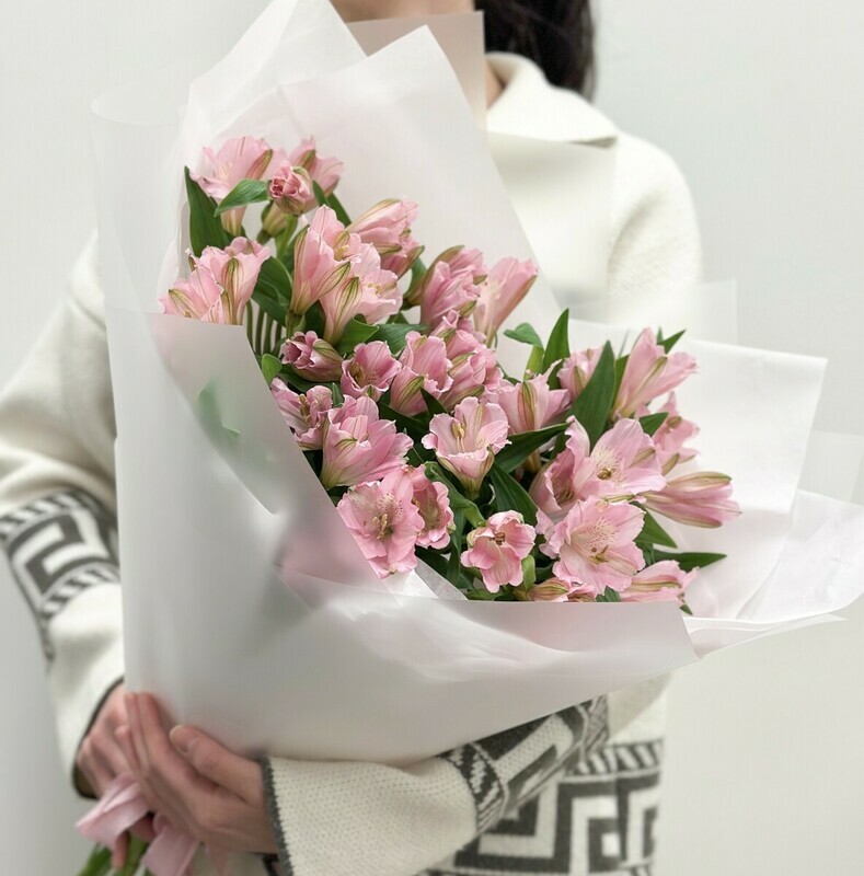 Buket iz 9 rozovih al_stromerij, standart