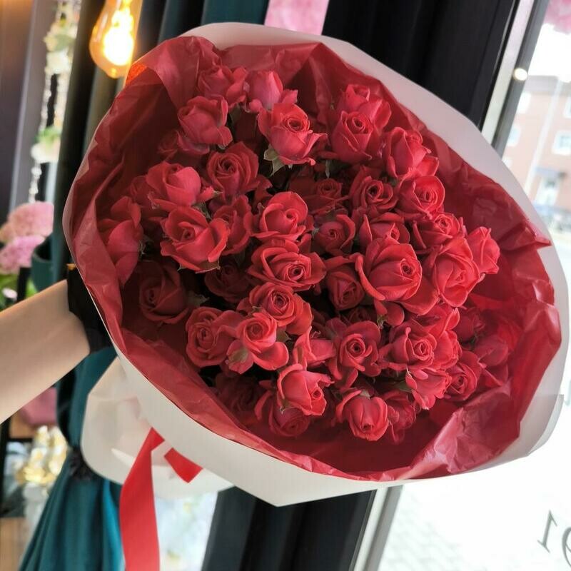 Букет кустовых роз, 11 роз