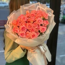 Buket iz kustovih roz sorta barbados