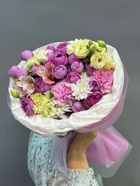 Сочный букет с добавлением лимонных диантусов