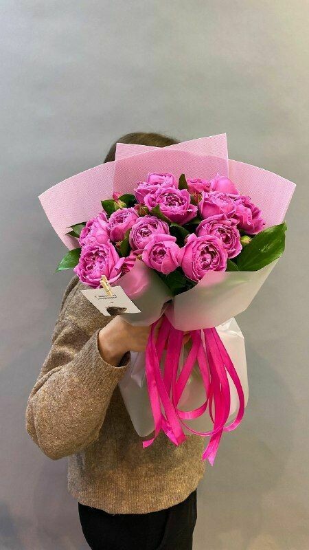 Розовые пионовидные розы букет, 7 кустовых роз