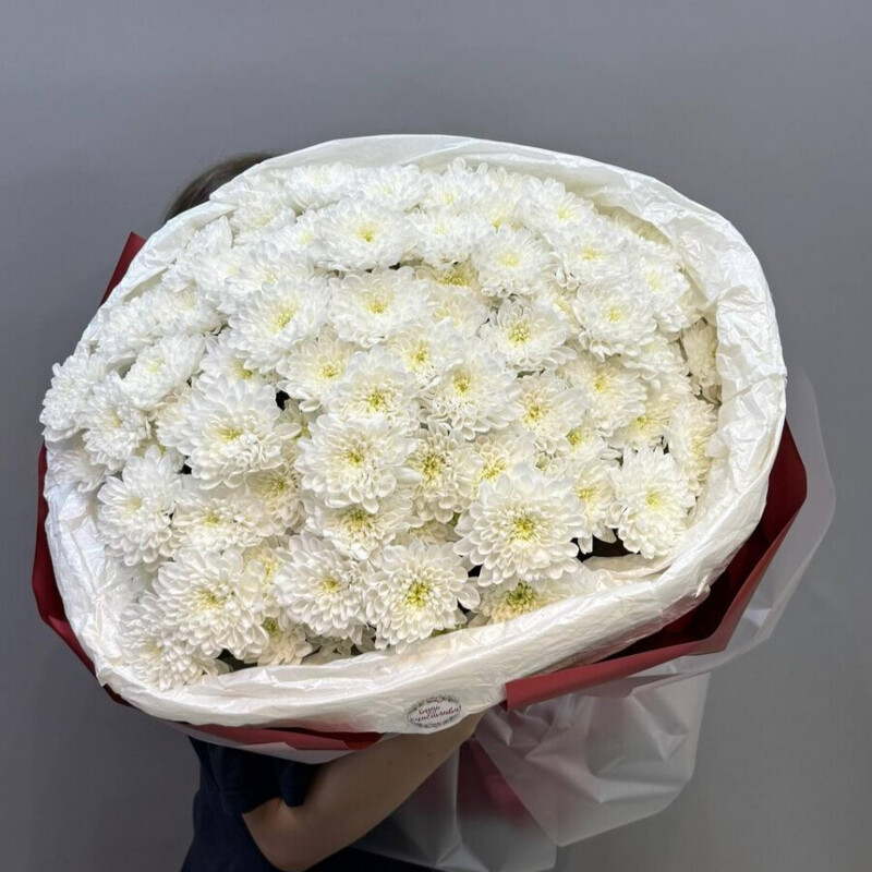 Mono buket iz belih hrizantem, standart