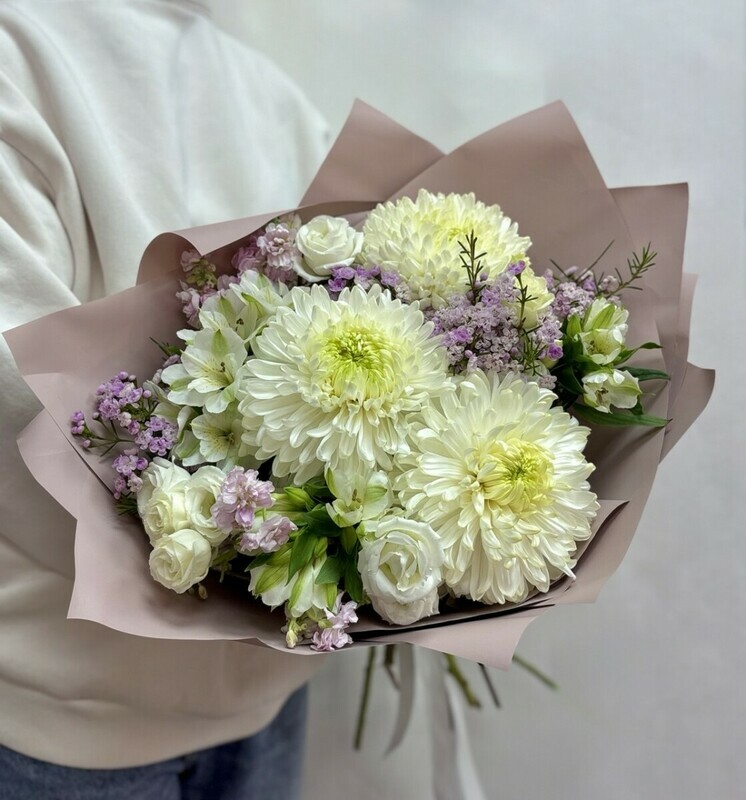 Авторский букет "Притяжение", стандартный