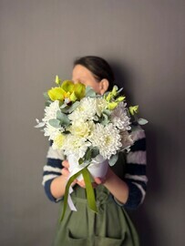 Korobochka s orhideej №1