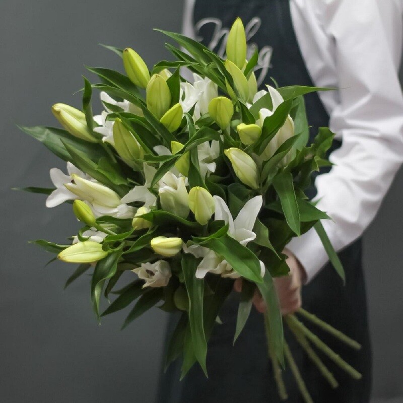 Белоснежная лилия, 5 белых лилий