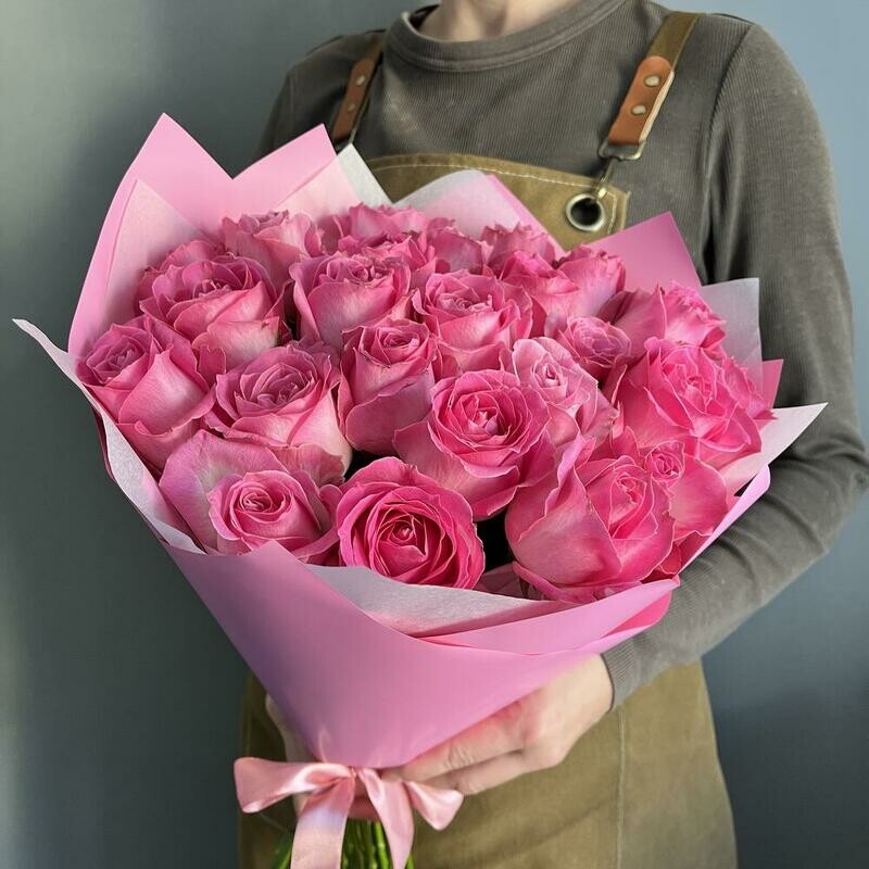 Buket iz 21 rozi «Tajnaya nezhnost_», standart