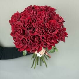 Buket shikarnih georginovih roz