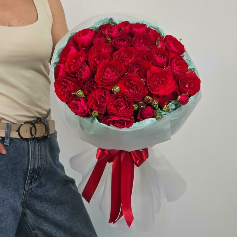 Букет из 9 веток кустовых роз , стандартный