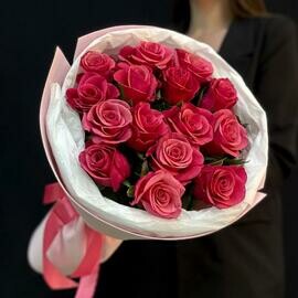 Розовые розы 15 шт