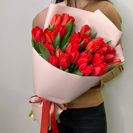 Buket iz krasnih tyul_panov 25sht