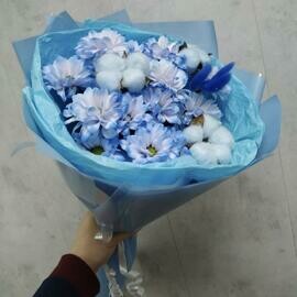 Buket iz kustovih hrizantem Kennedi 3 sht. i hlopka